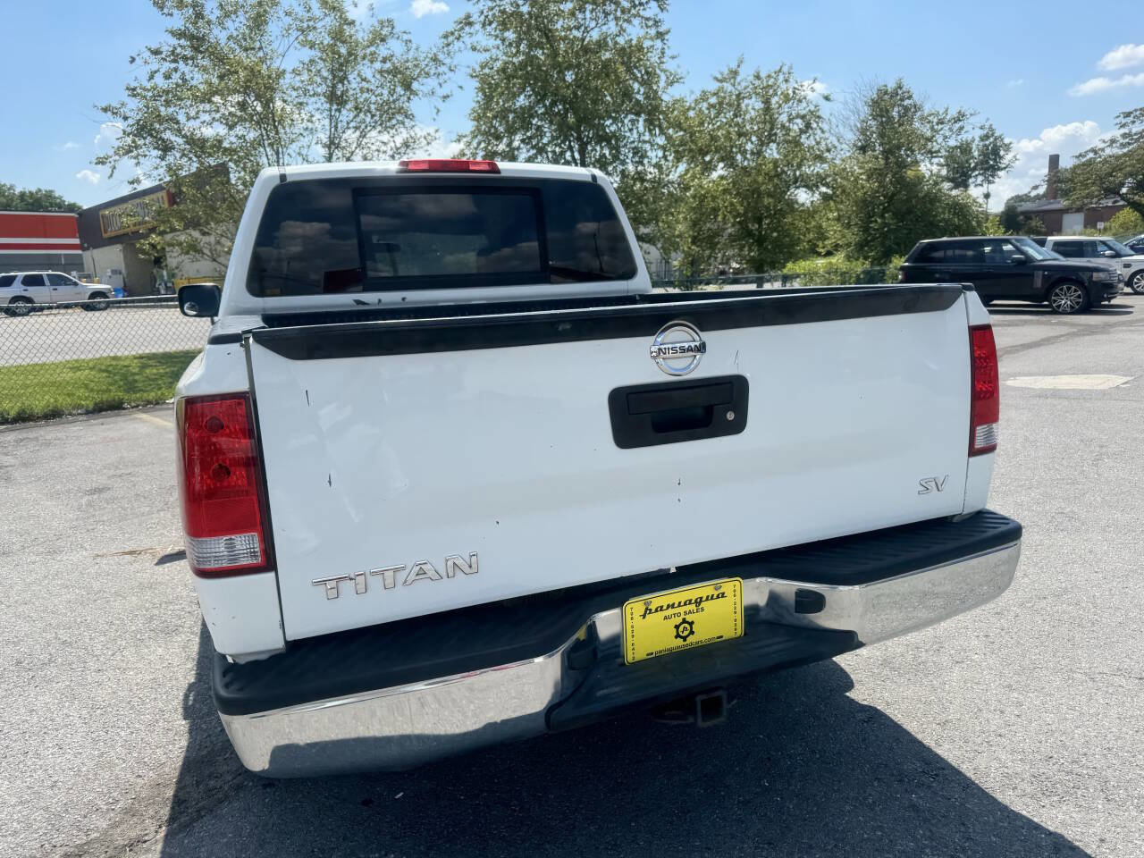 Used 2013 Nissan Titan SV image 17