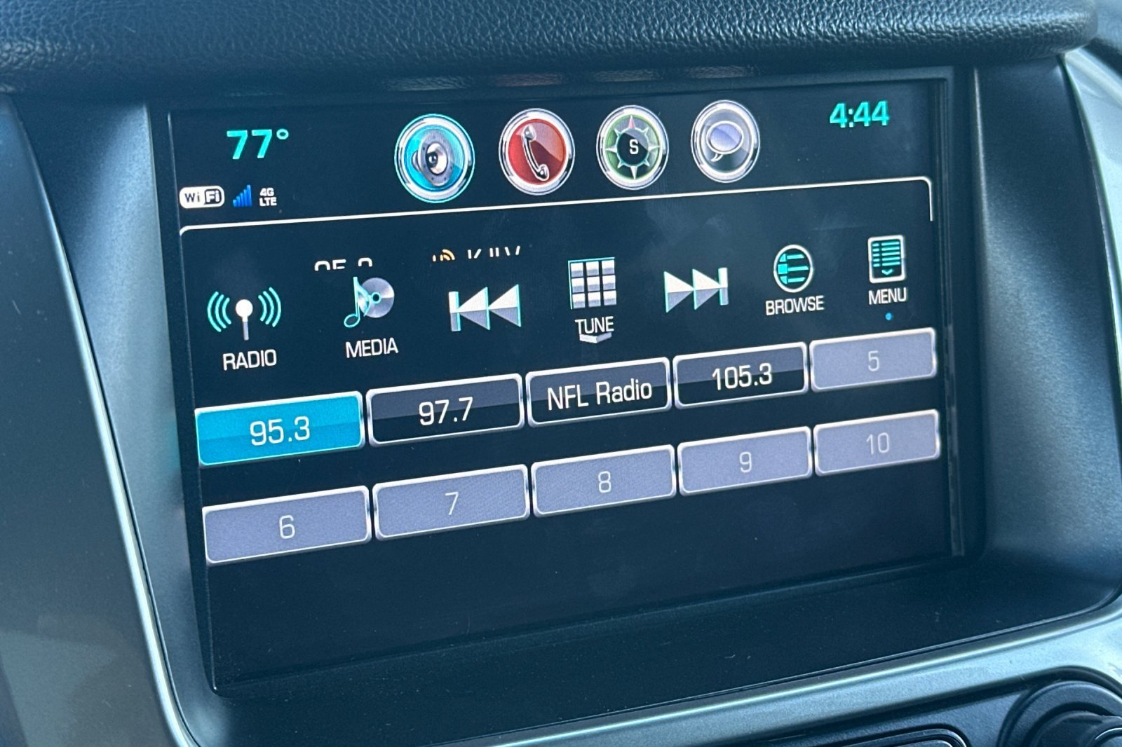 Used 2020 Chevrolet Tahoe Premier AWD/4WD image 27