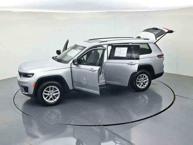 Used 2023 Jeep Grand Cherokee L Laredo w/ Luxury Tech Group I AWD/4WD image 50
