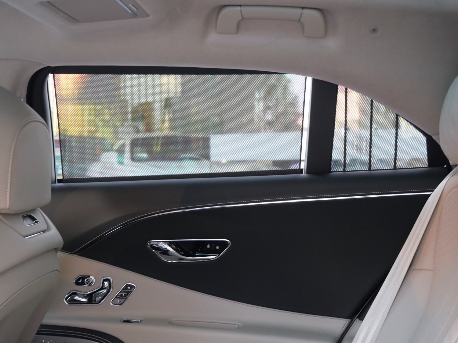 New 2026 Bentley Flying Spur V8 AWD/4WD image 21