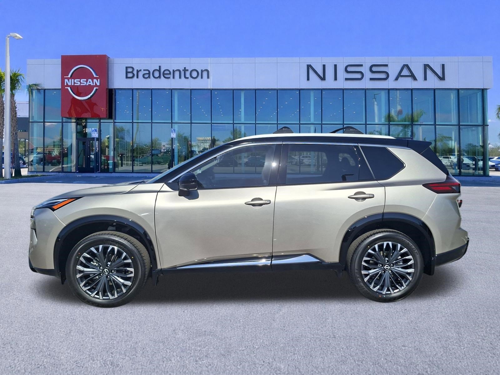 New 2026 Nissan Rogue Platinum AWD/4WD image 3