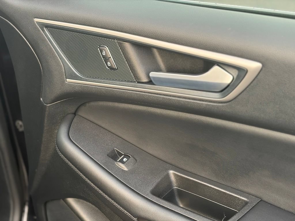 Used 2024 Ford Edge SEL w/ Convenience Package AWD/4WD image 18