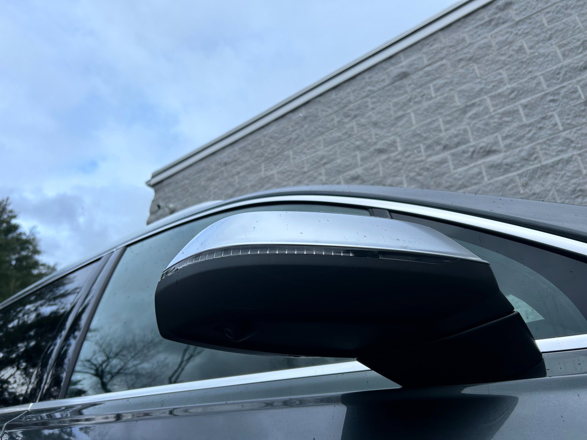 Used 2021 Audi SQ7 Premium Plus w/ Driver Assistance Package image 13