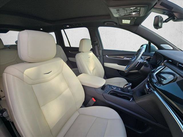 Used 2023 Cadillac XT6 Sport w/ Technology Package AWD/4WD image 22
