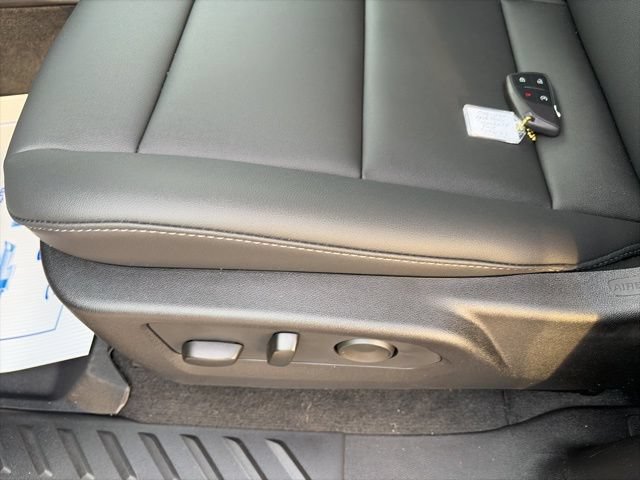 New 2026 Chevrolet Colorado LT w/ LT Convenience Package AWD/4WD image 18