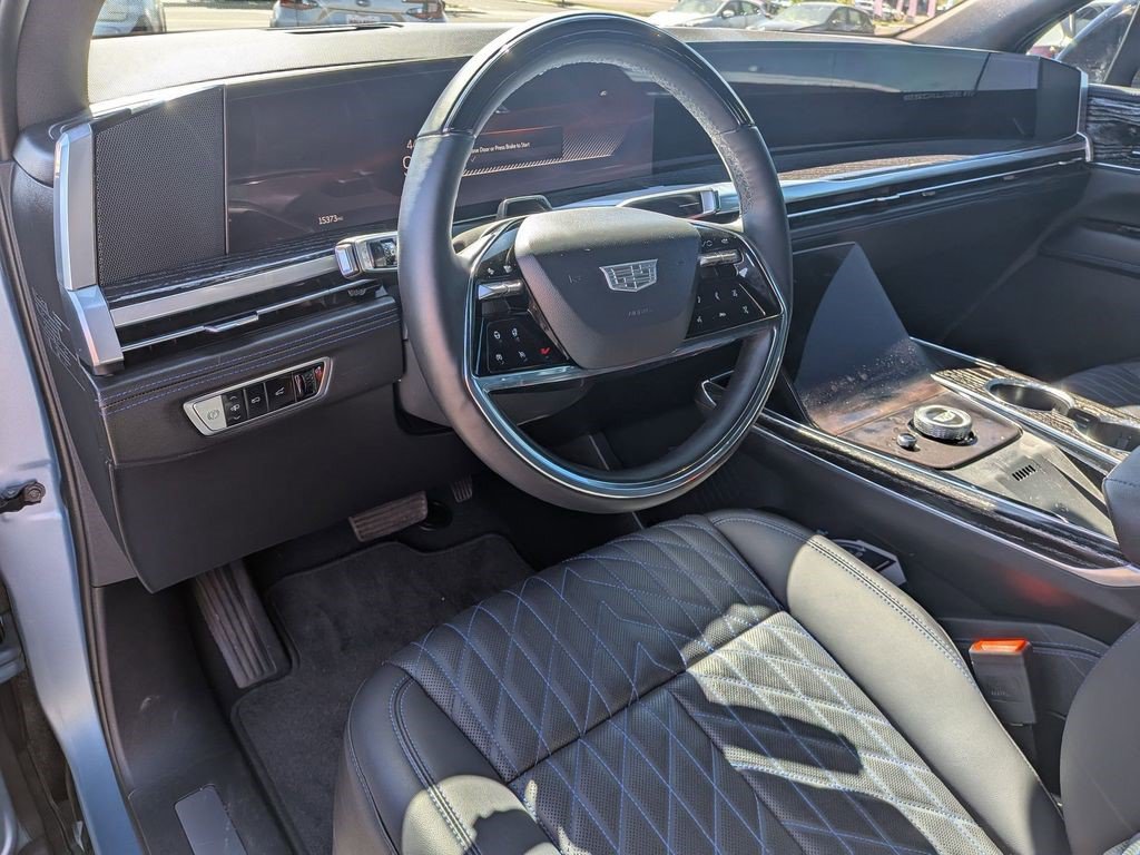 Certified 2025 Cadillac Escalade IQ Sport 1 AWD/4WD image 7
