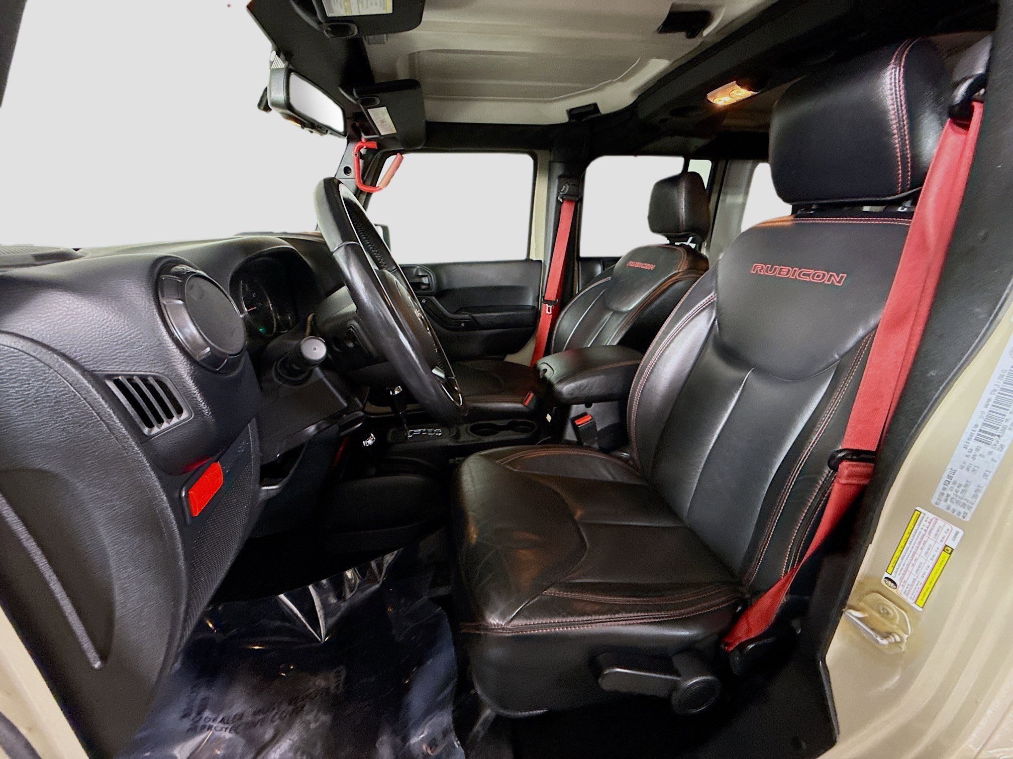 Used 2018 Jeep Wrangler Unlimited Rubicon w/ Connectivity Group image 20