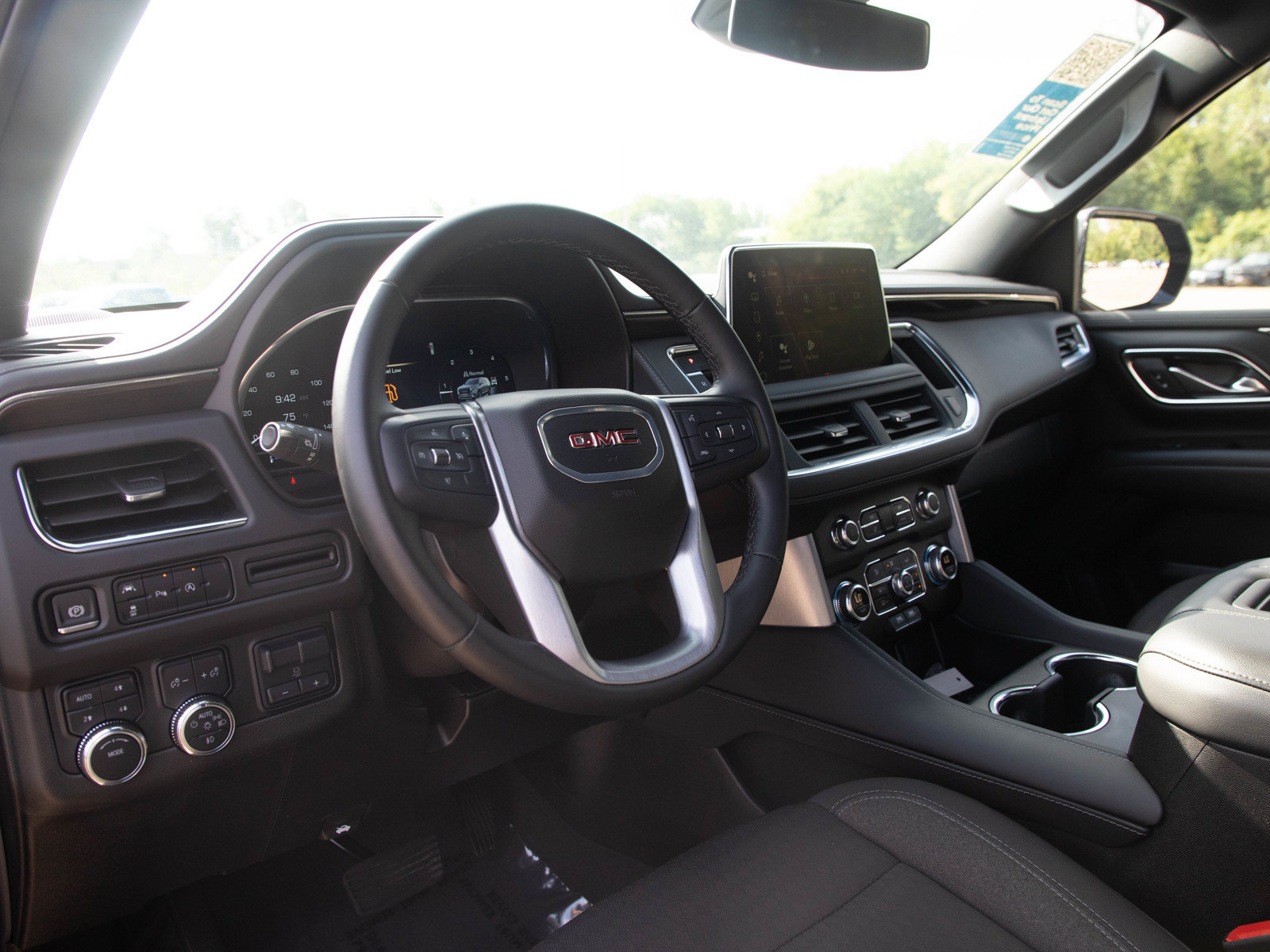 Used 2024 GMC Yukon SLE w/ Max Trailering Package AWD/4WD image 24