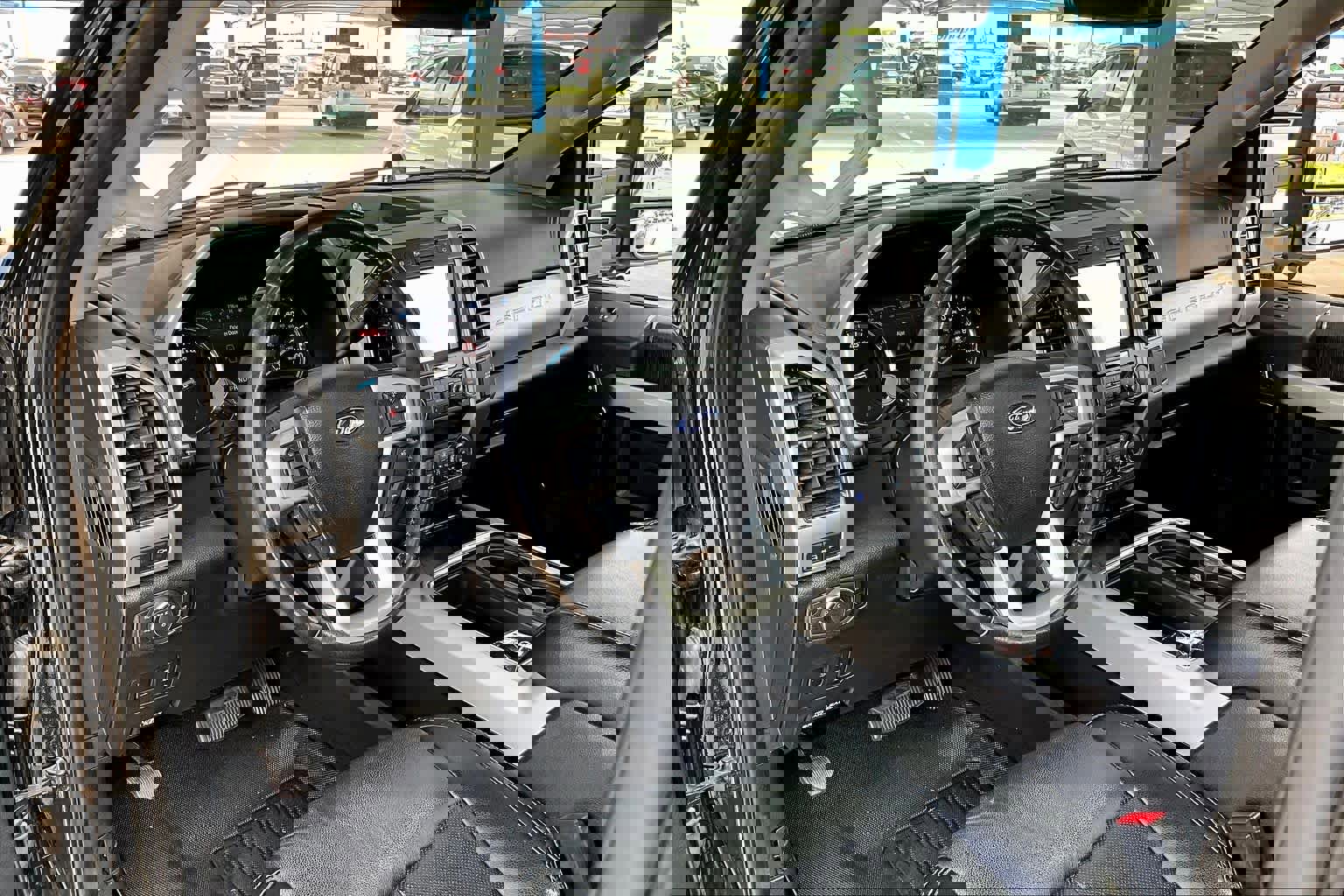 Used 2021 Ford F350 Lariat w/ Tremor Off-Road Package image 18