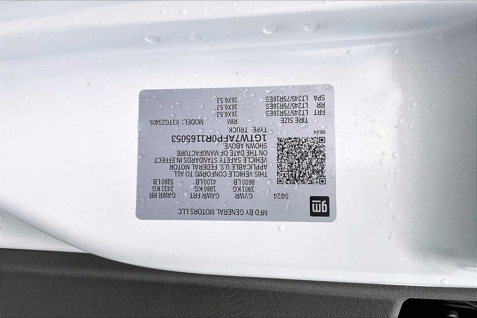 Certified 2024 GMC Savana 2500 w/ Driver Convenience Package image 26