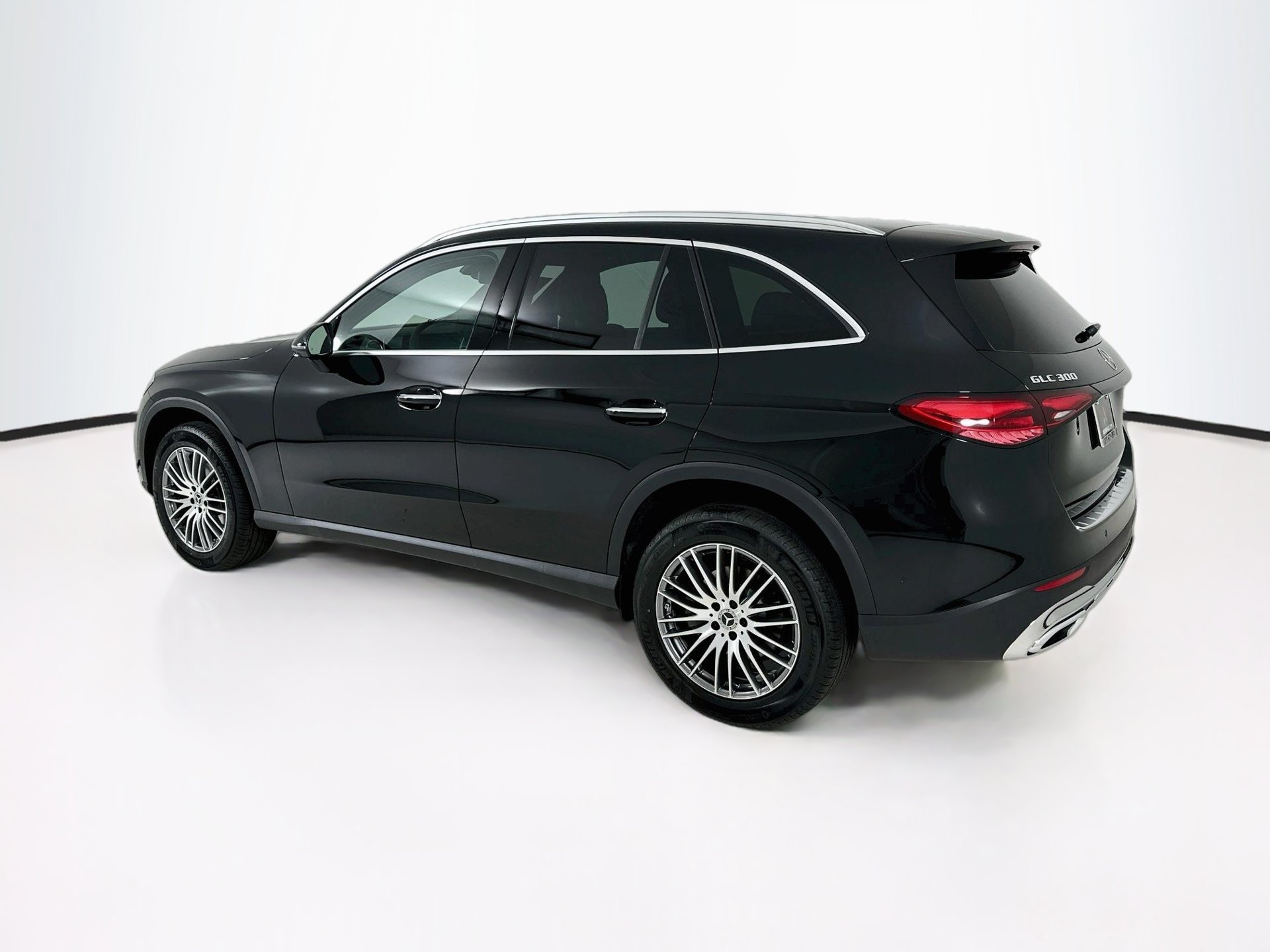 New 2027 Mercedes-Benz GLC 300 image 6