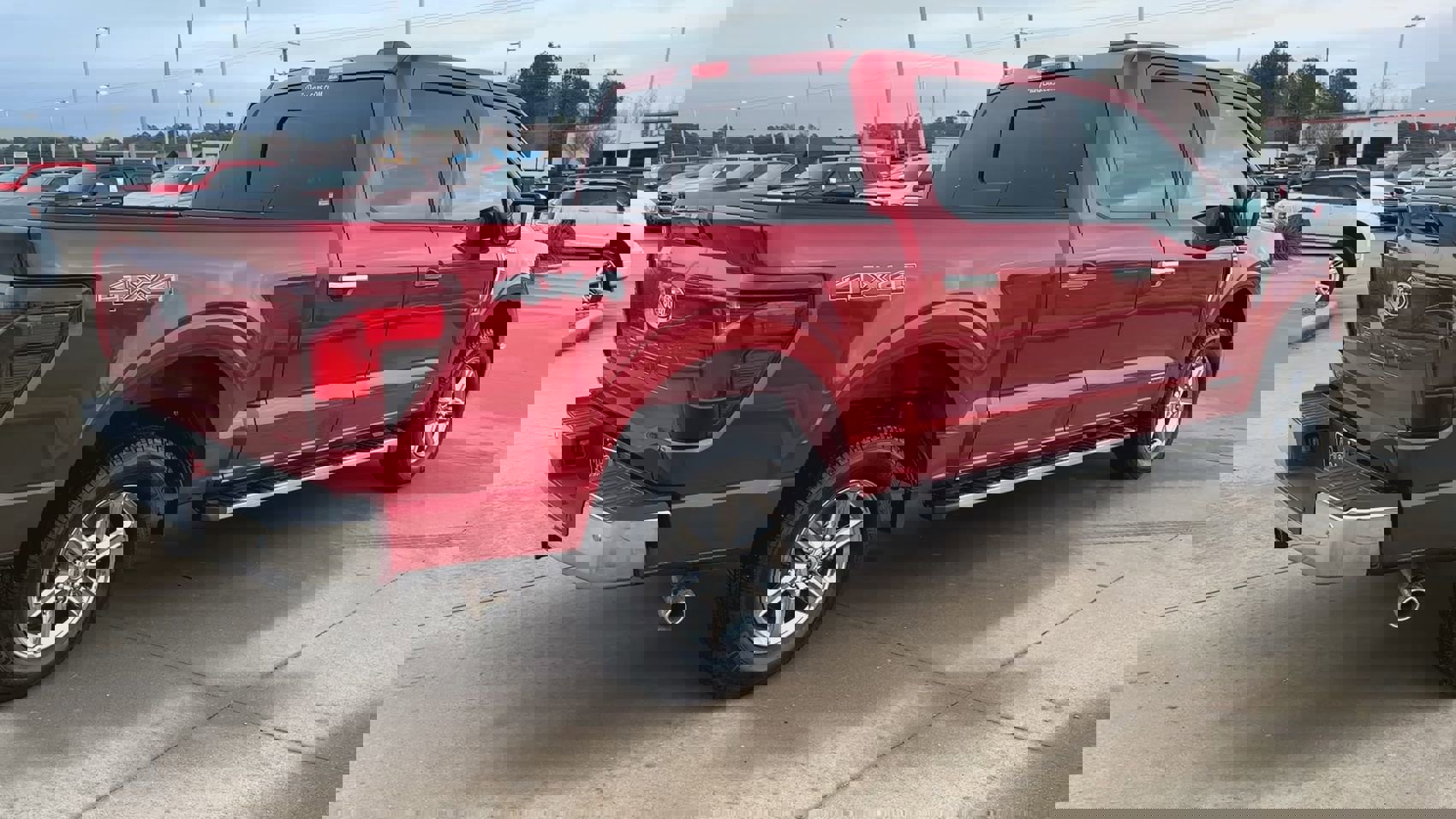 Used 2024 Ford F150 XLT w/ Equipment Group 302A MID image 7