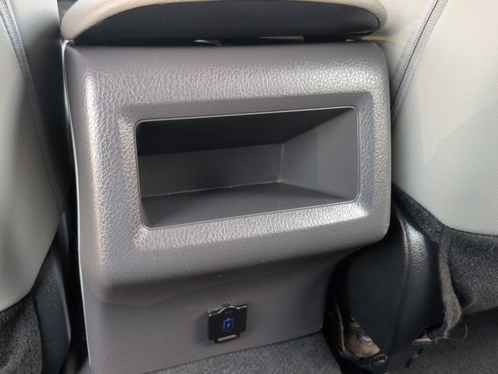 Used 2024 Toyota Camry SE FWD image 32
