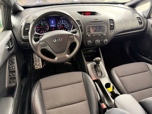 Used 2016 Kia Forte SX image 30