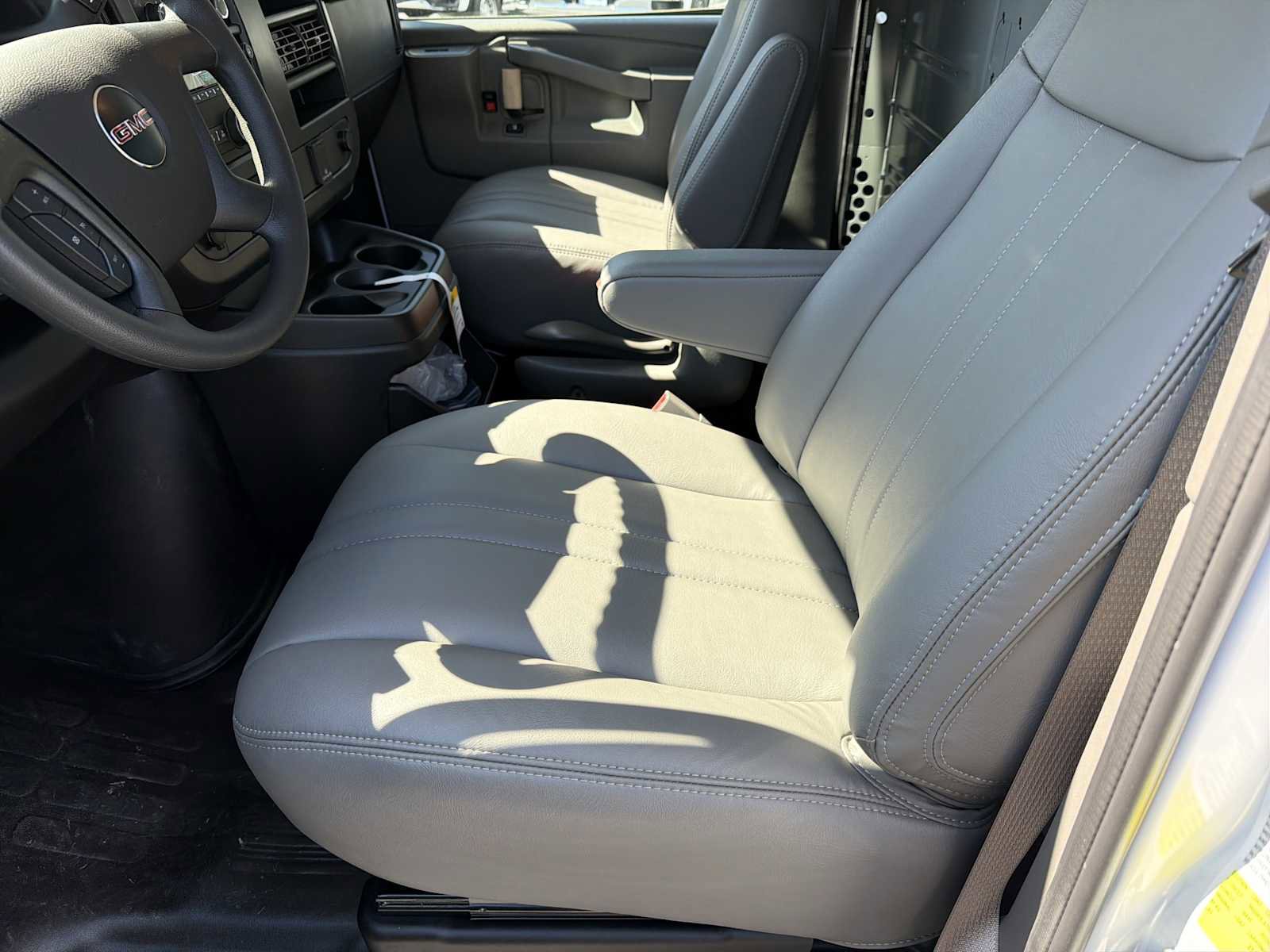 New 2025 GMC Savana 2500 w/ Driver Convenience Package image 7