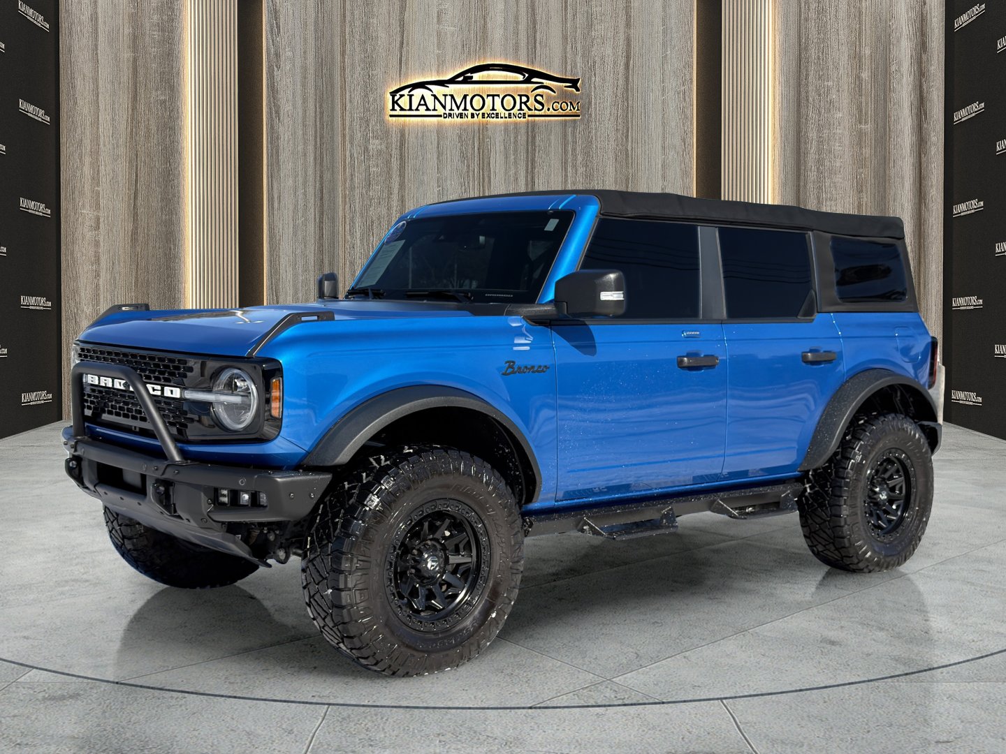 Used 2022 Ford Bronco Wildtrak image 8