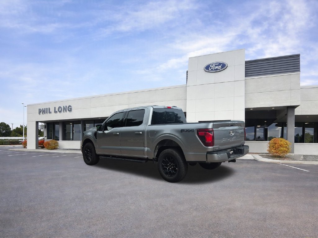 New 2026 Ford F150 XLT w/ Equipment Group 302A MID AWD/4WD image 3
