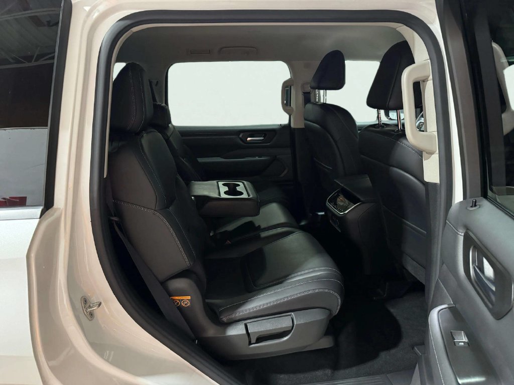 Certified 2026 Nissan Armada SV AWD/4WD image 25