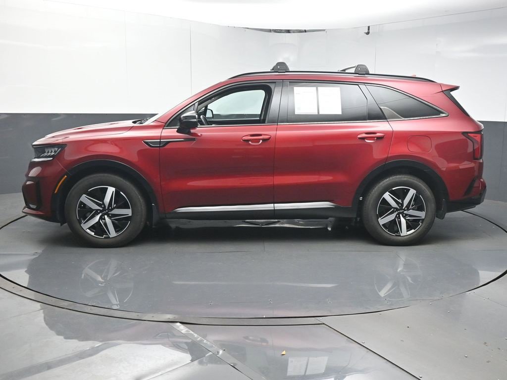 Used 2023 Kia Sorento S w/ Panoramic Sunroof Package image 5