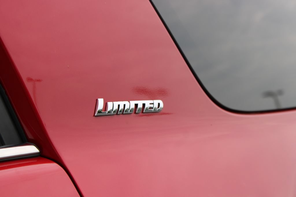 Used 2023 Toyota 4Runner Limited AWD/4WD image 7