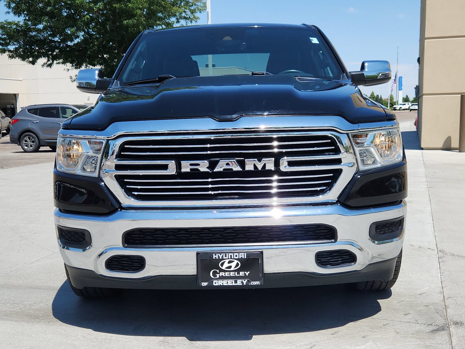 Used 2023 RAM 1500 Laramie AWD/4WD image 8