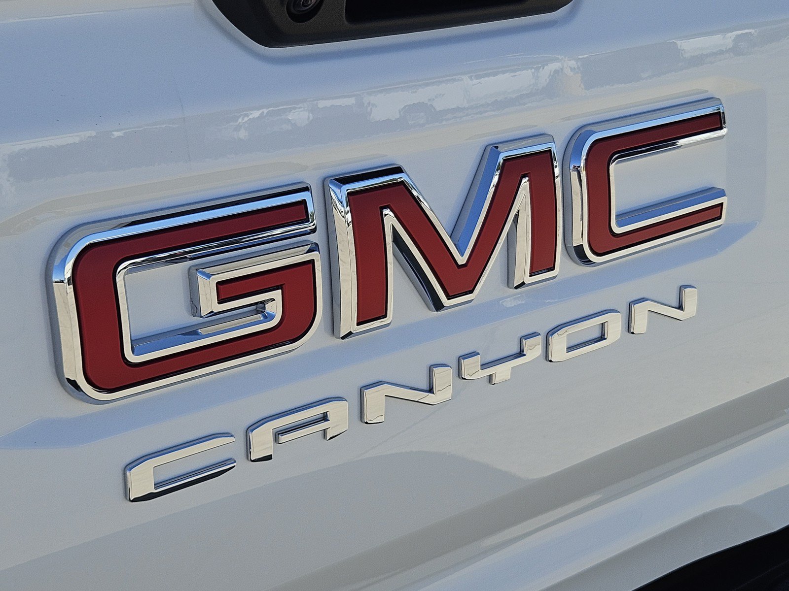 New 2026 GMC Canyon Elevation w/ Convenience Package RWD image 8