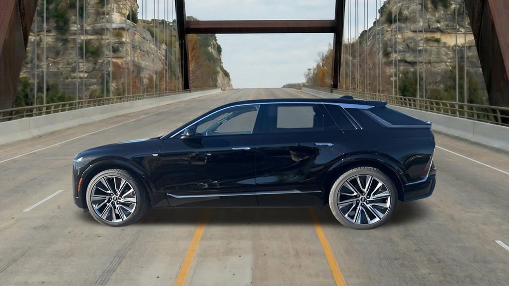 New 2026 Cadillac Lyriq Signature Luxury w/ Nappa Leather Package AWD/4WD image 5