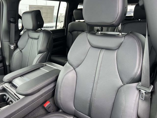 New 2026 Jeep Grand Wagoneer Limited w/ Premium Group II image 19