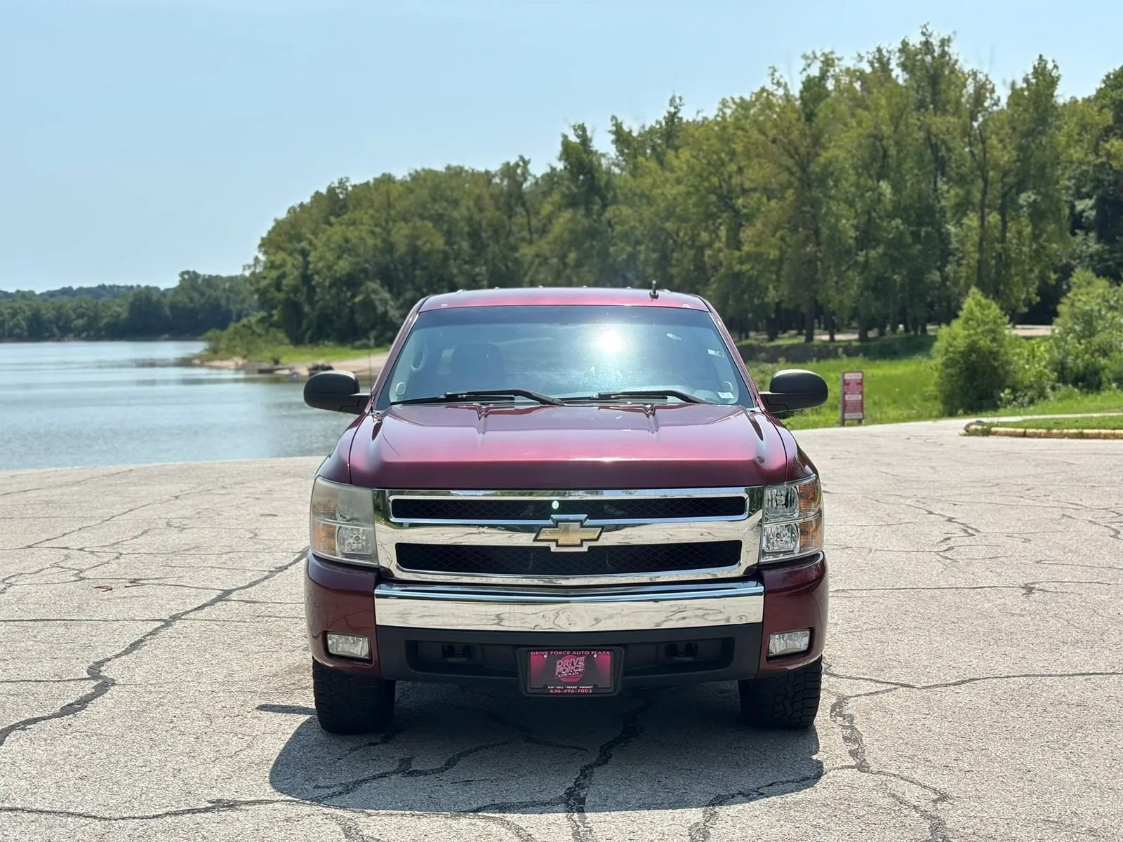 Used 2008 Chevrolet Silverado 1500 LT w/ Power Pack Plus AWD/4WD image 2