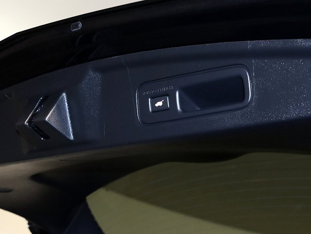 Used 2025 Acura MDX A-Spec image 30