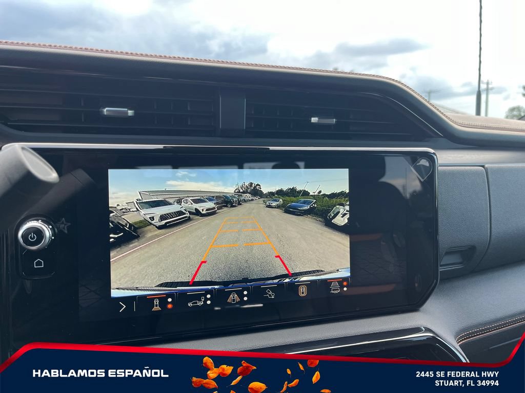 New 2026 GMC Sierra 2500 AT4 w/ AT4 Premium Plus Package AWD/4WD image 31