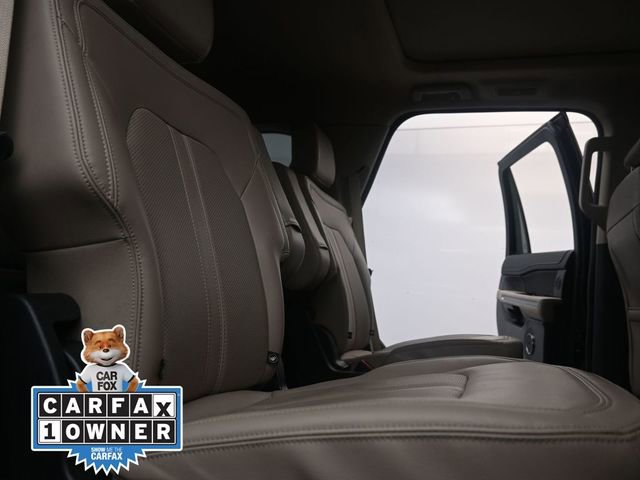 Used 2023 Ford Expedition Limited image 20