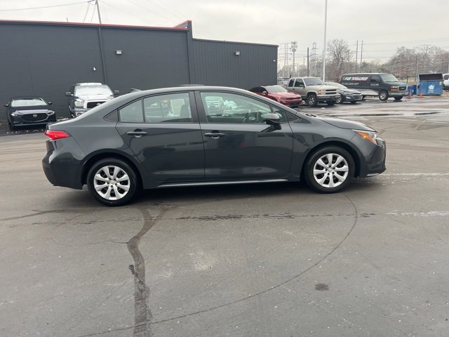 Used 2024 Toyota Corolla LE image 5