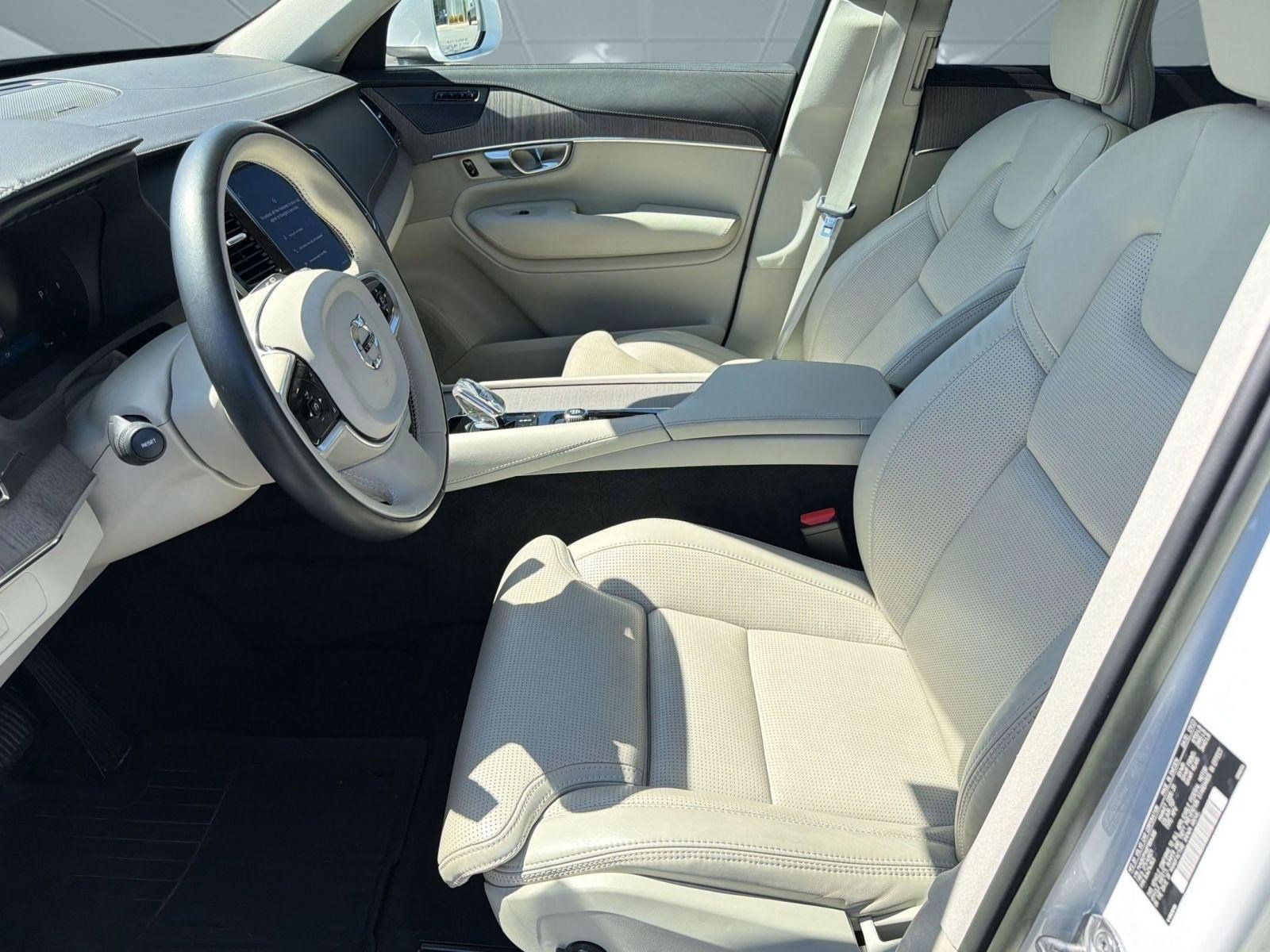 Certified 2023 Volvo XC90 B6 Ultimate w/ Protection Package Premier image 5