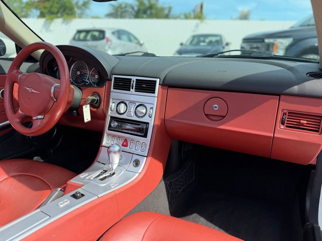 Used 2006 Chrysler Crossfire Limited RWD image 25