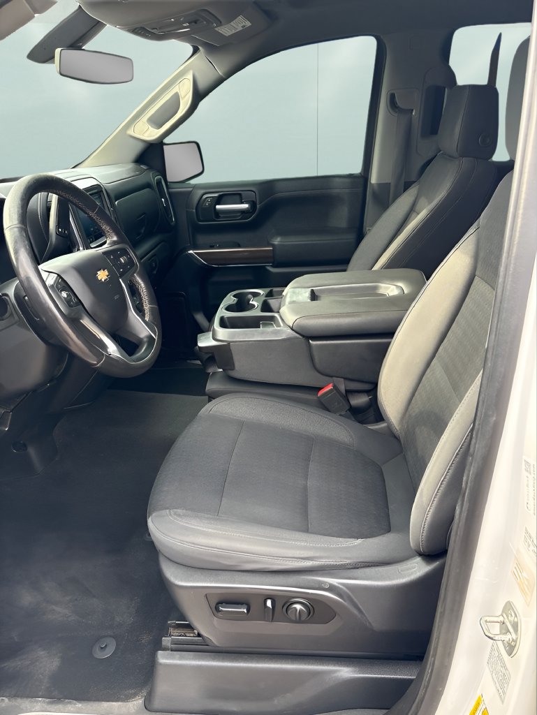 Used 2021 Chevrolet Silverado 1500 LT AWD/4WD image 13