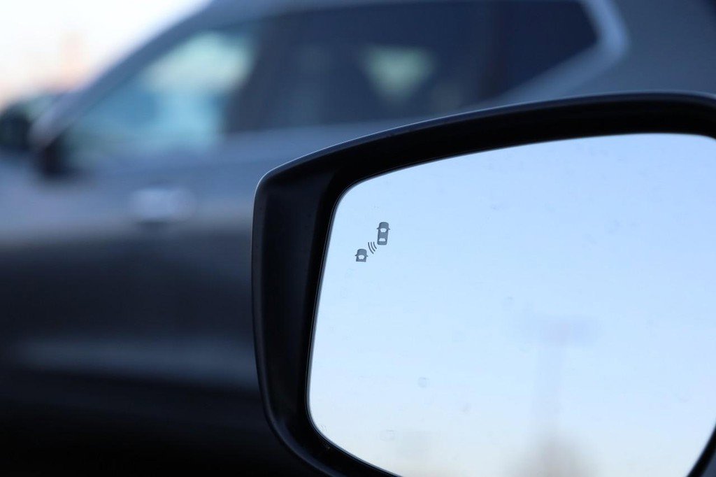 New 2025 Nissan Versa SV w/ Trunk Package image 18