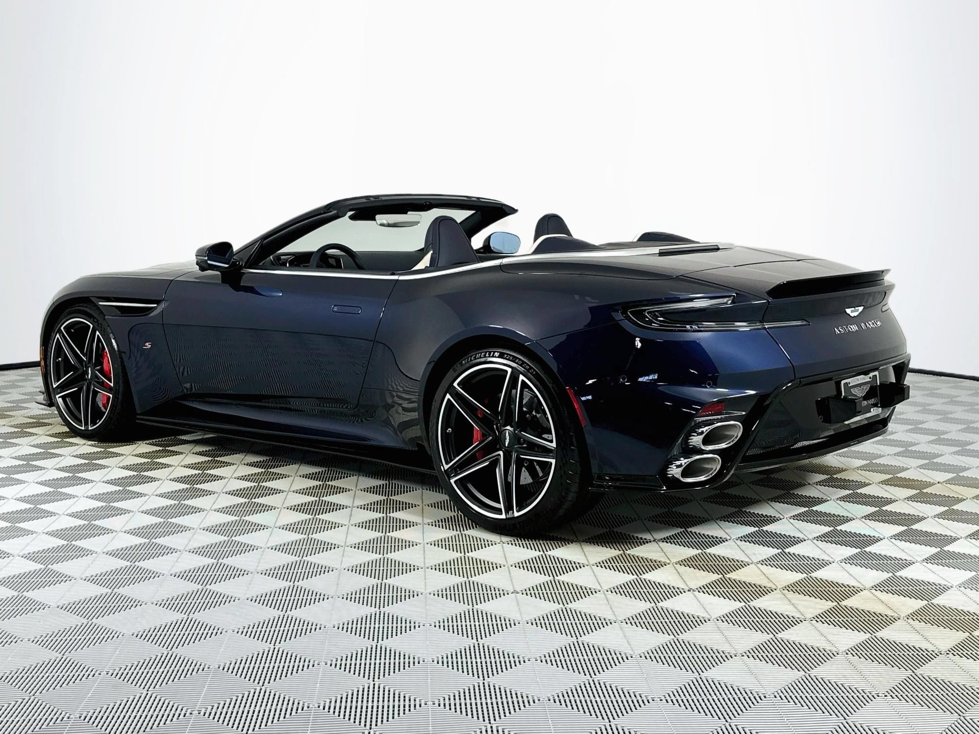 New 2026 Aston Martin DB12 Convertible RWD image 7