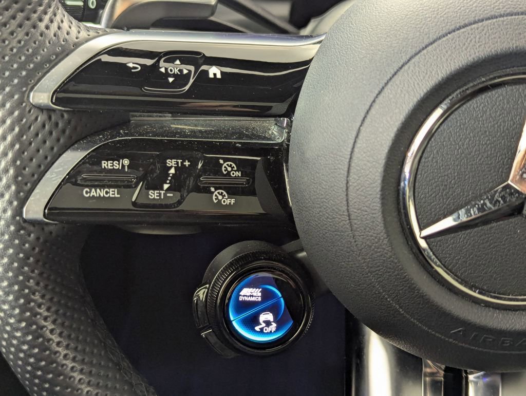 Used 2025 Mercedes-Benz GLC 43 AMG 4MATIC image 37