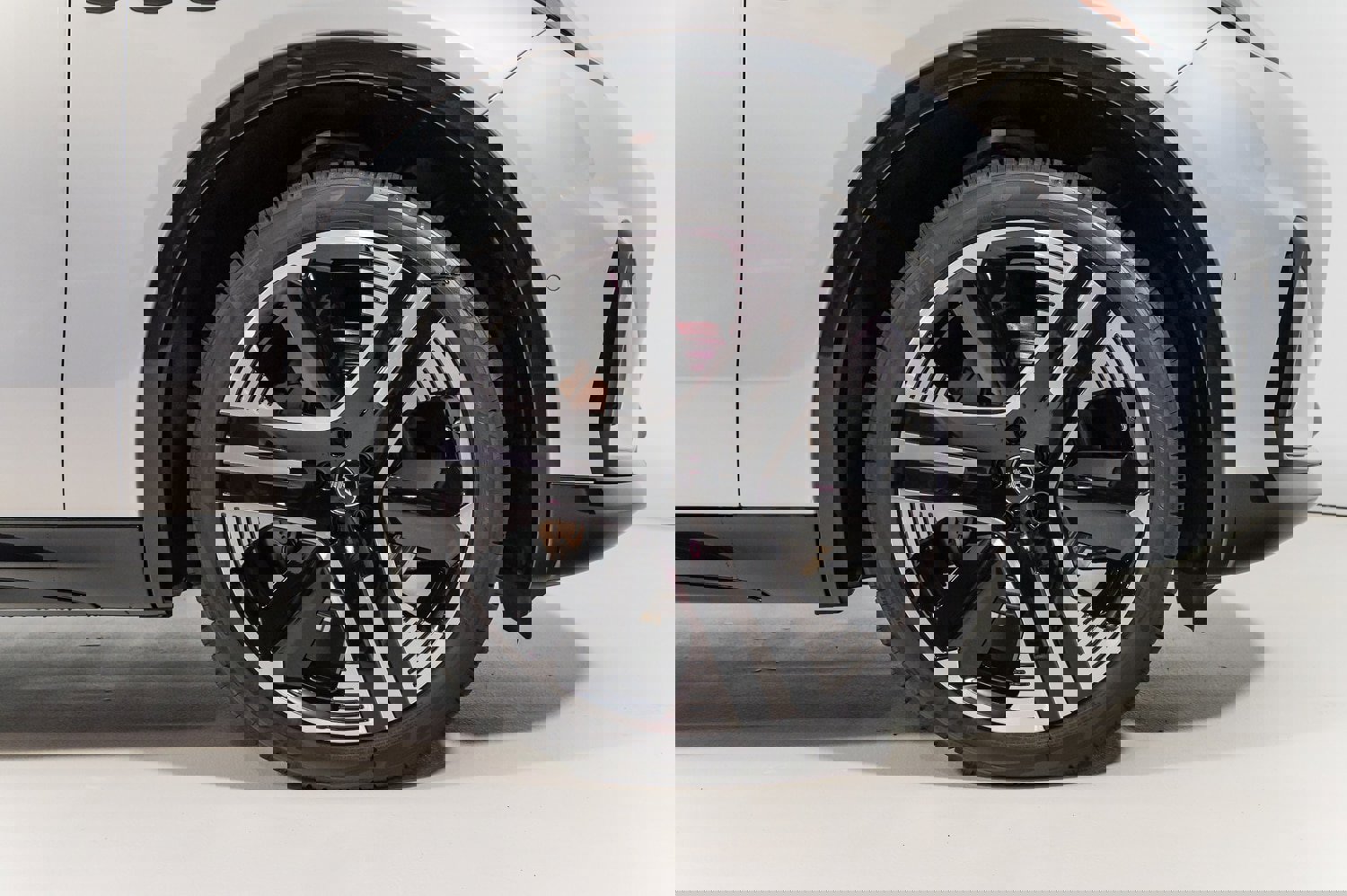 New 2025 Maserati Grecale Folgore image 10