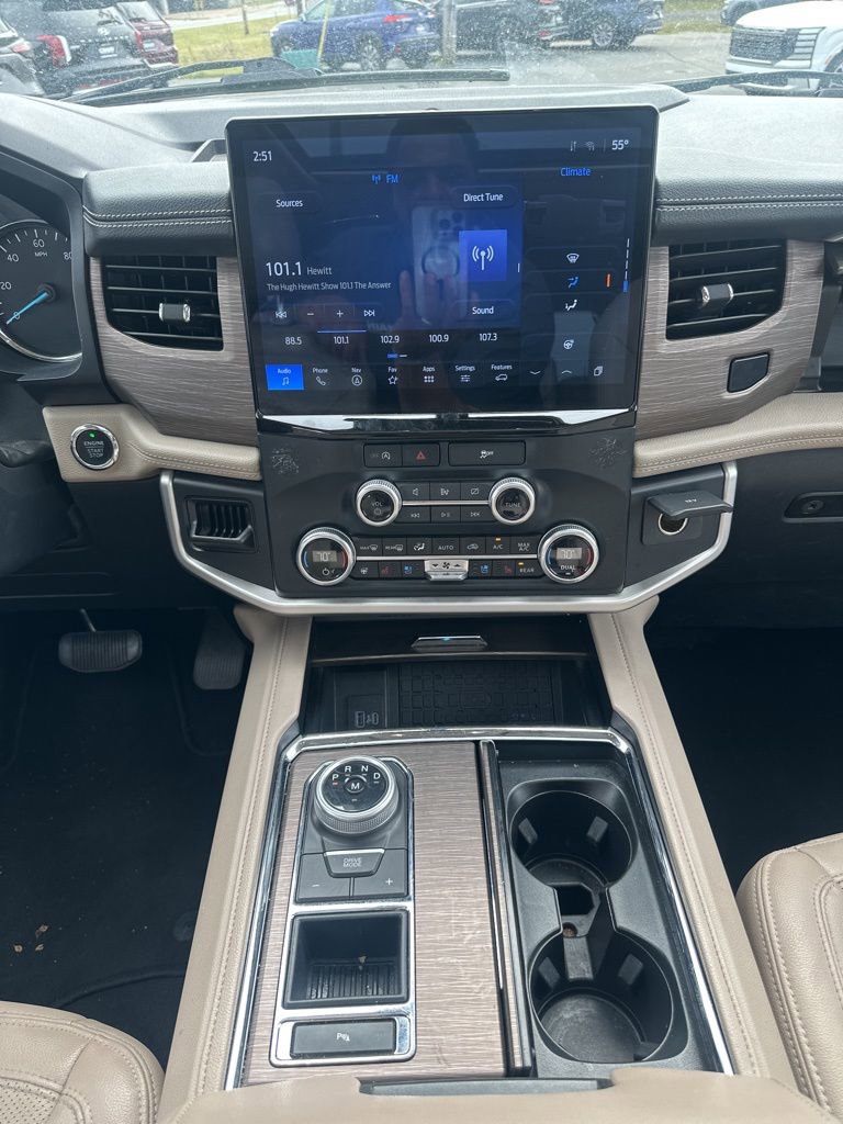 Used 2024 Ford Expedition Max Limited image 22