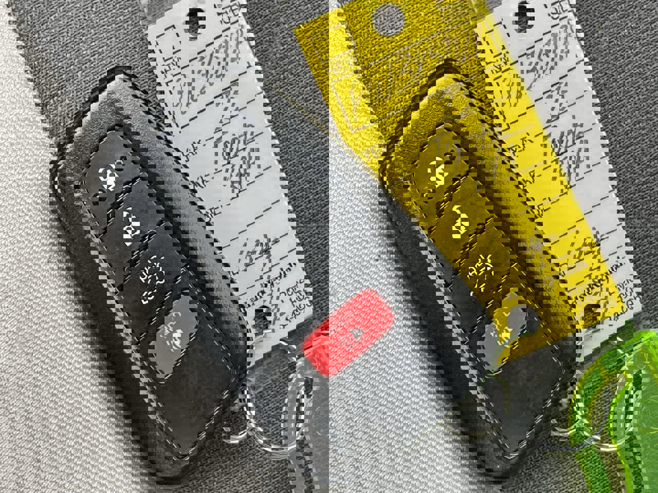 Used 2023 Toyota RAV4 XLE image 33