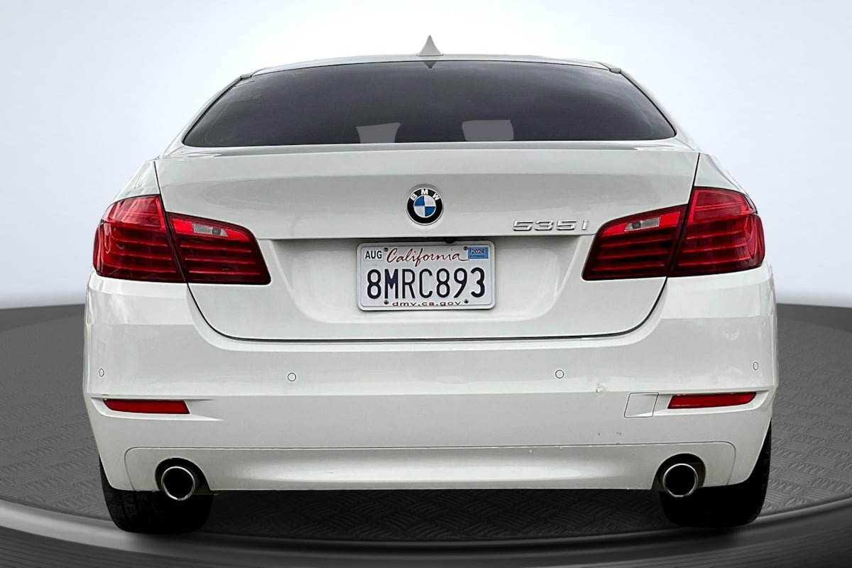 Used 2016 BMW 535i Sedan RWD image 4