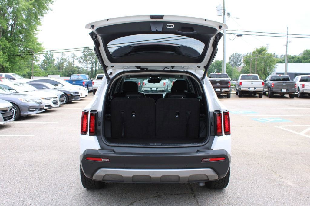 Used 2021 Kia Sorento EX w/ EX AWD X-Line Package image 9