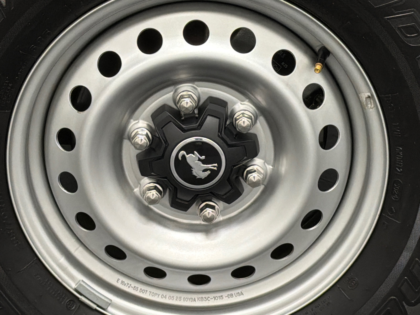 Used 2025 Ford Bronco 4-Door AWD/4WD image 5