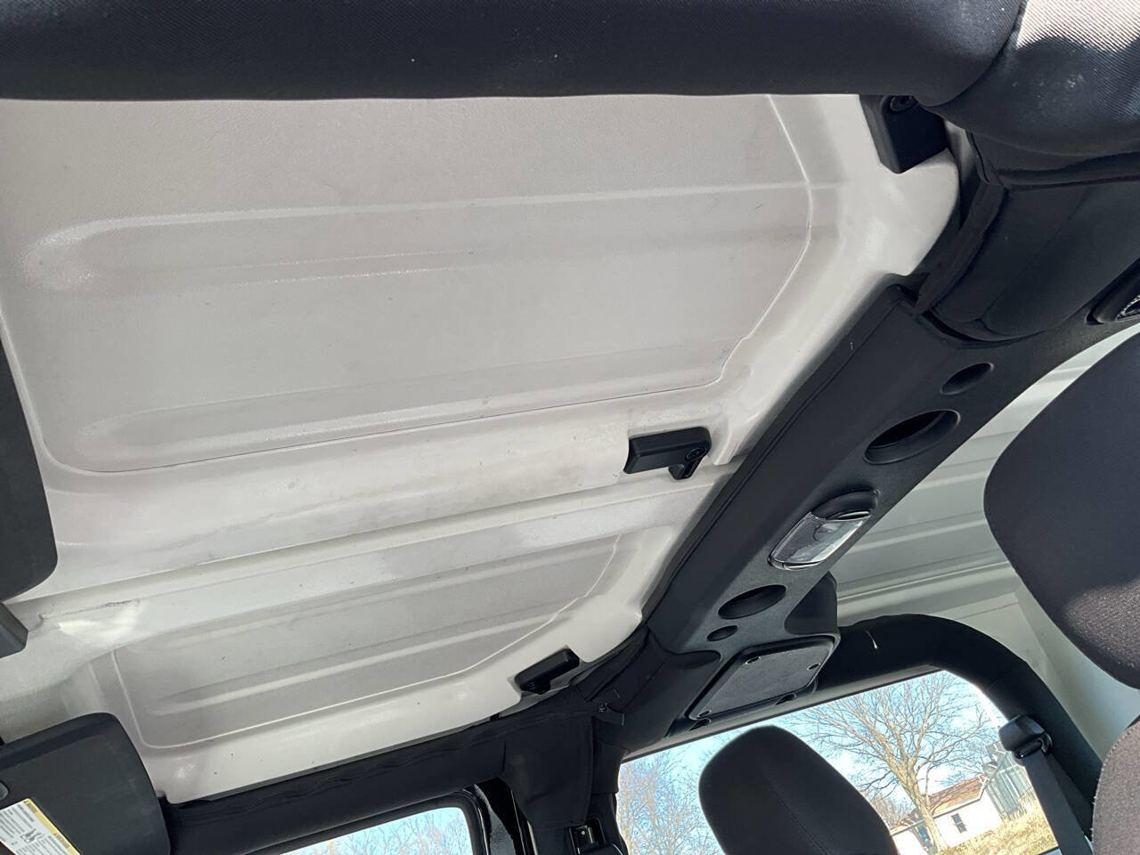 Used 2018 Jeep Wrangler Sport image 37