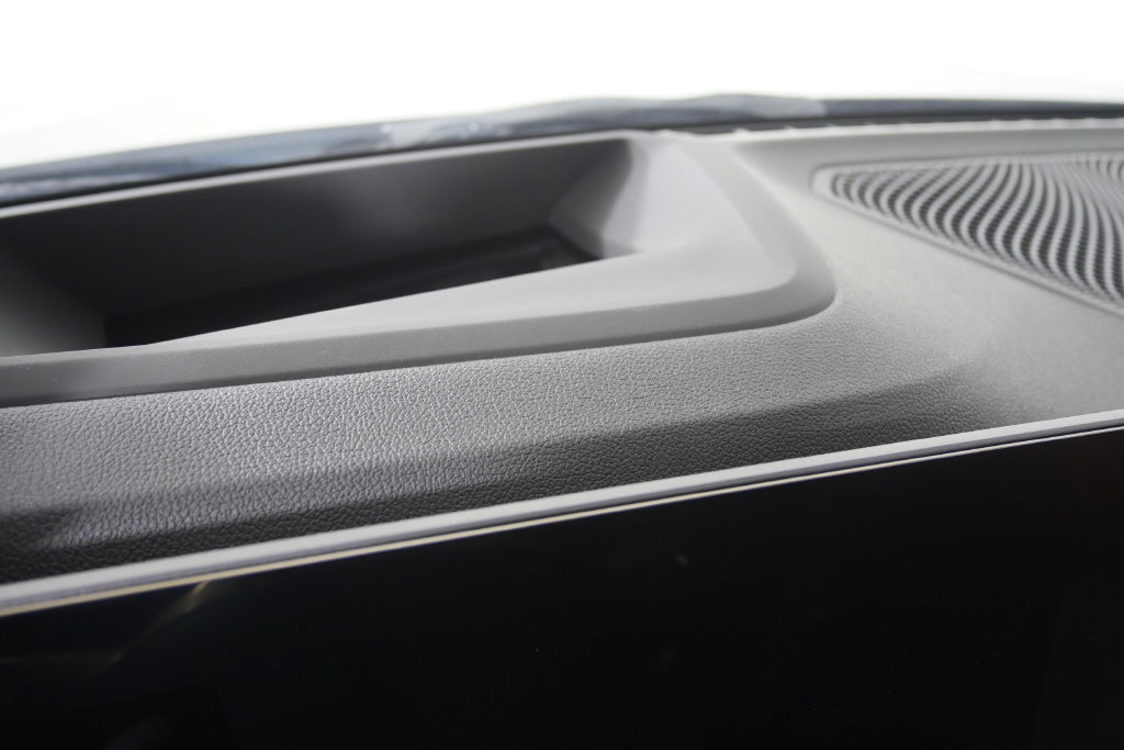 New 2026 BMW 330i Sedan RWD image 19
