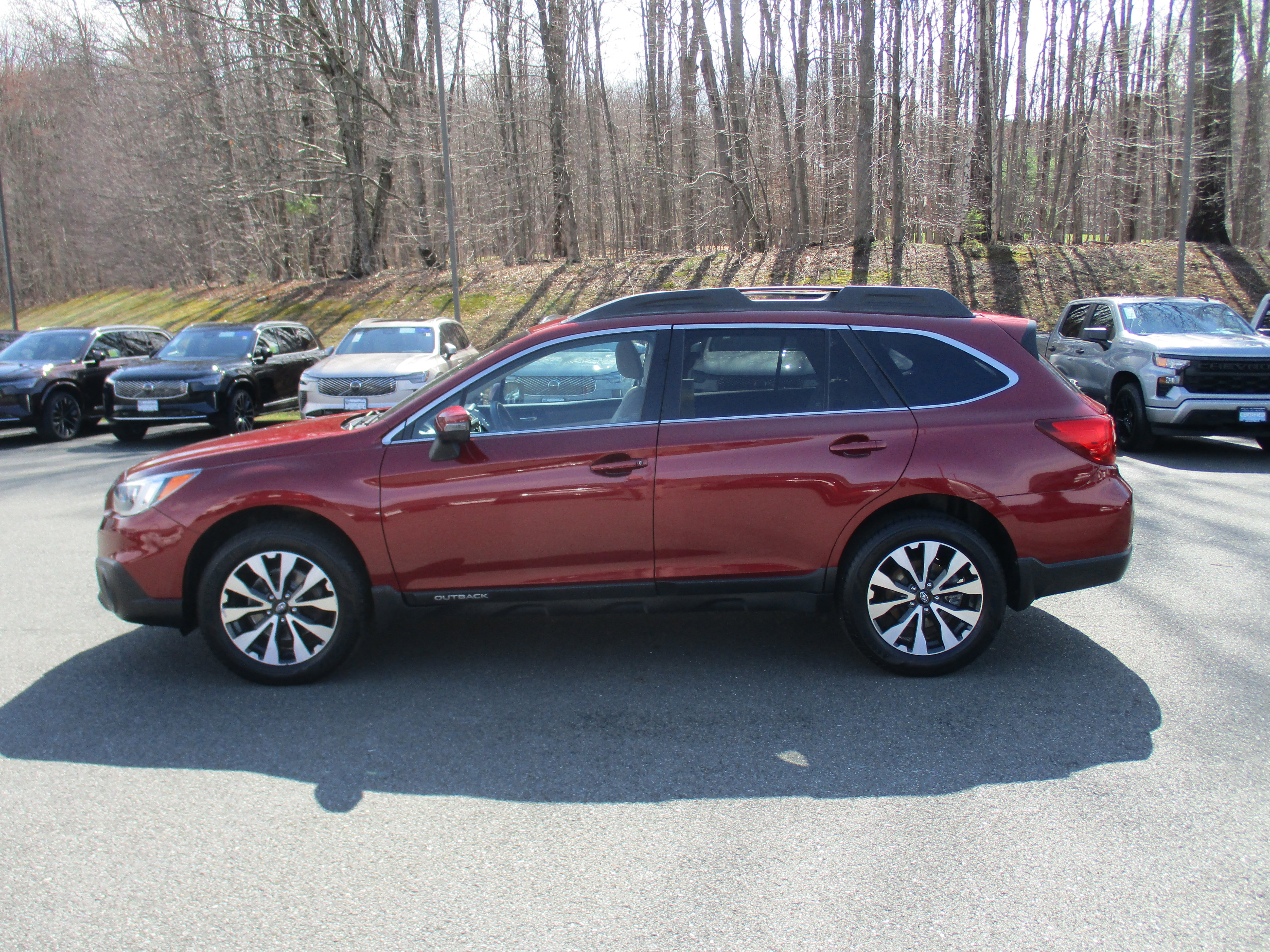 Used 2017 Subaru Outback 2.5i Limited image 8