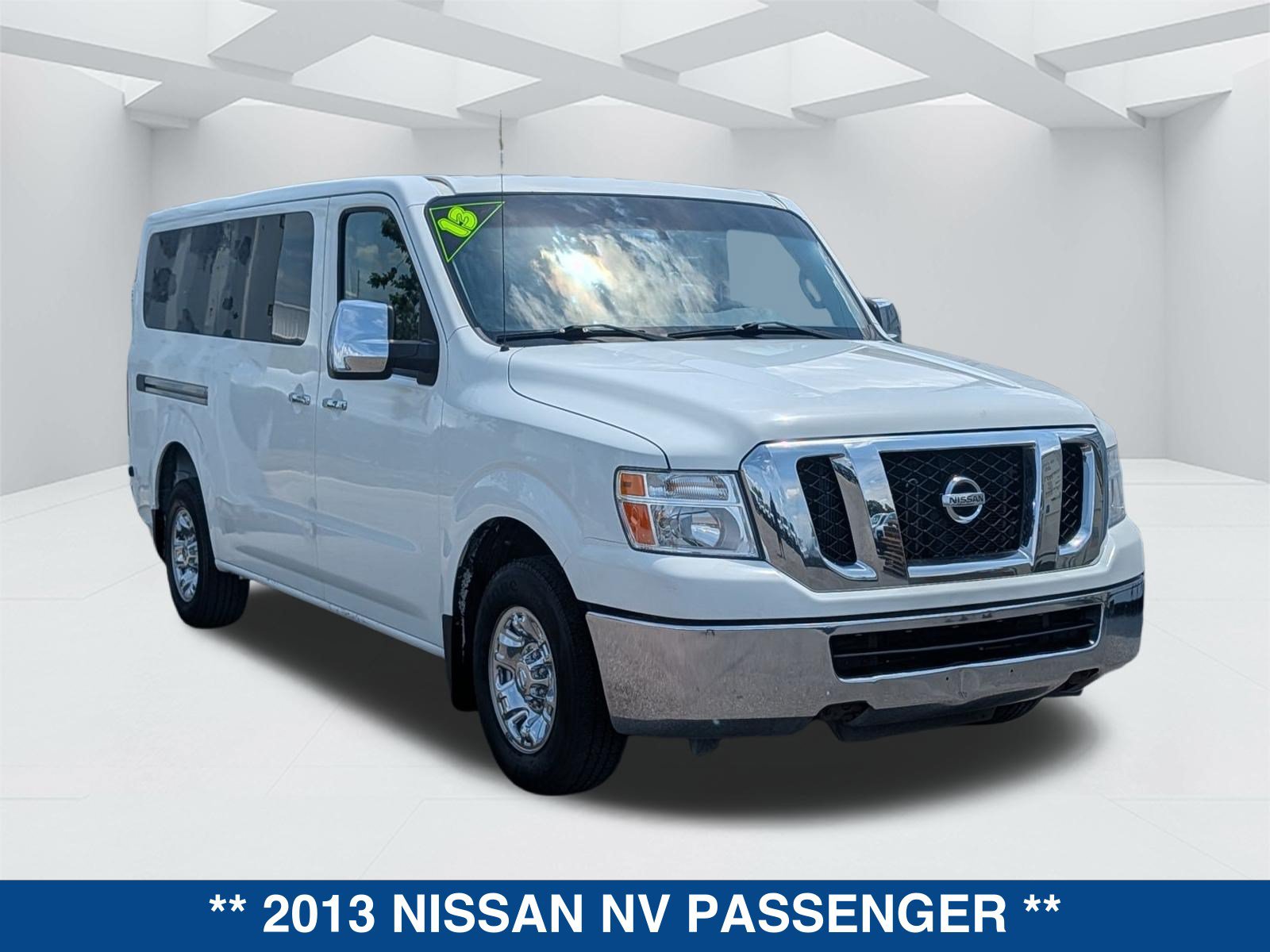 Used 2013 Nissan NV 3500 SV w/ Technology Pkg RWD video 3