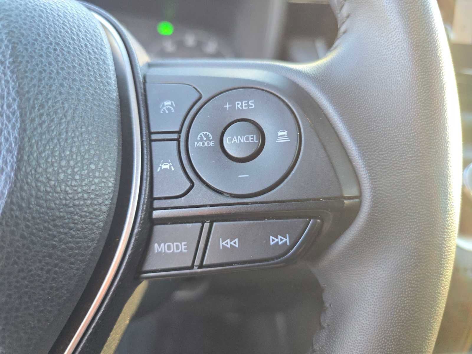 Certified 2024 Toyota Corolla SE image 30